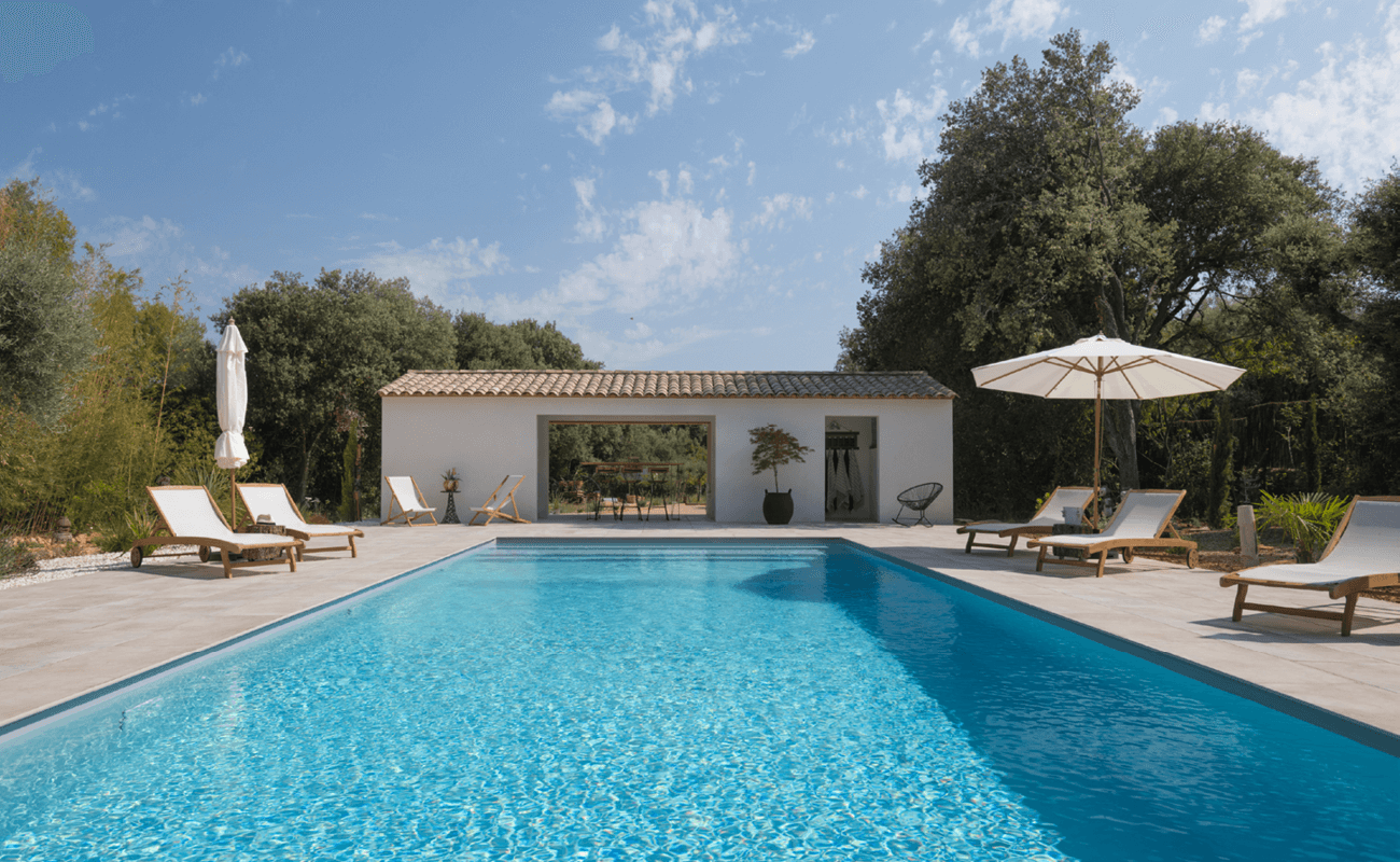 majestueuse piscine en Occitanie